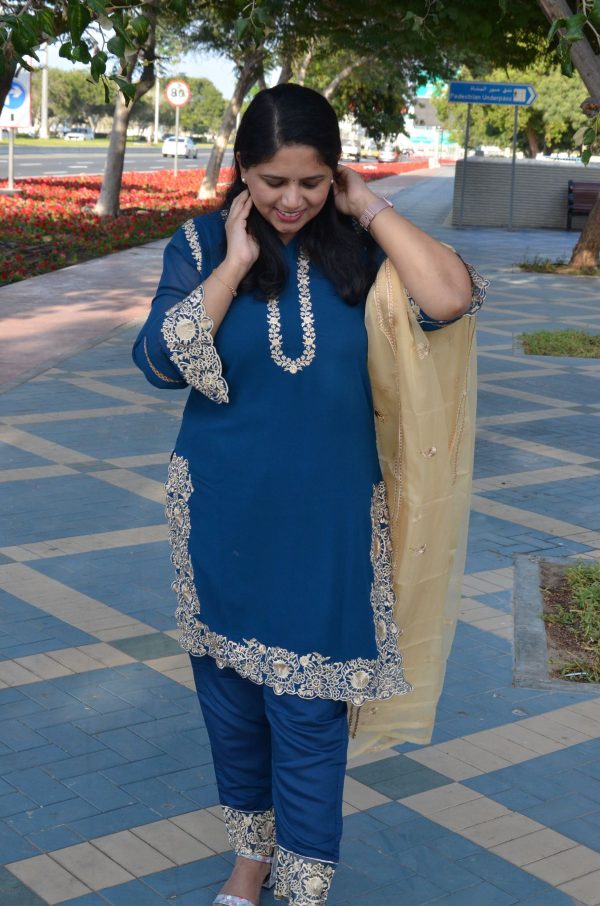 Indian Traditional Outfit | Online Clothing Stores Dubai | Indian Dress Online Dubai