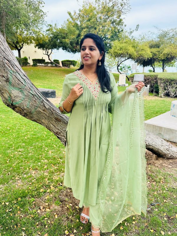 Zaraa Liva Premium Kurti Pant With Dupatta Collection