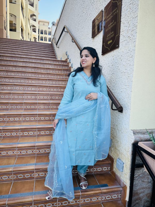 Zaraa Liva Premium Kurti Pant With Dupatta Collection