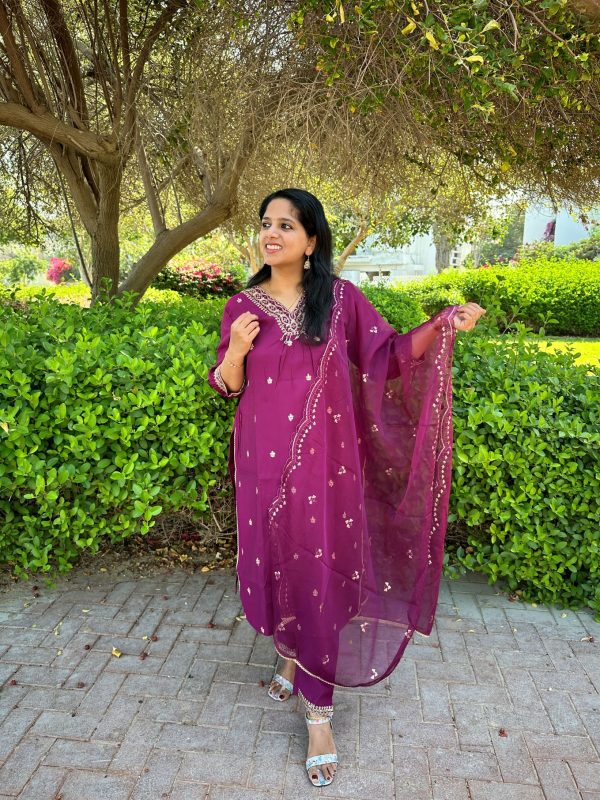 Zaraa Liva Premium Kurti Pant With Dupatta Collection